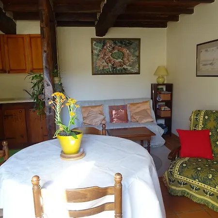 La Maison Des Cornieres Сasa de vacaciones Fourcès