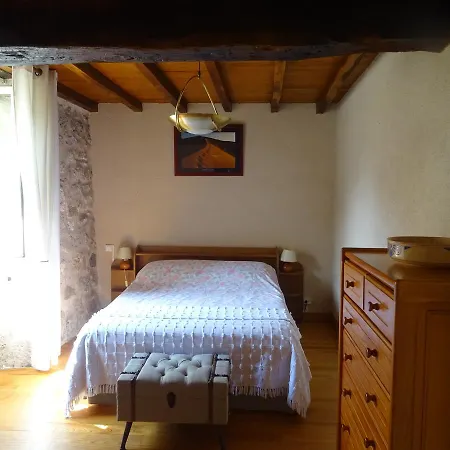 Сasa de vacaciones La Maison Des Cornieres *