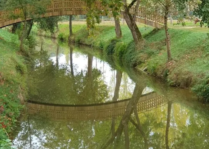 La Maison Des Cornieres *